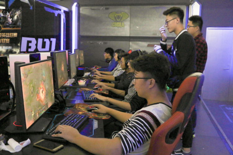 如何查看cs:go竞技段位信息 csgo如何显示竞技段位